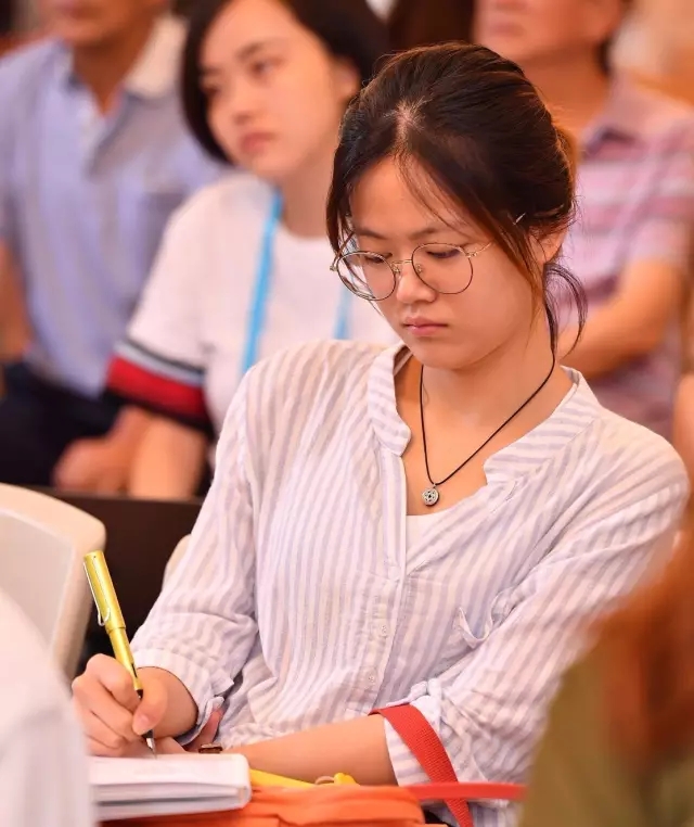 上海的都会更新，地标性修建