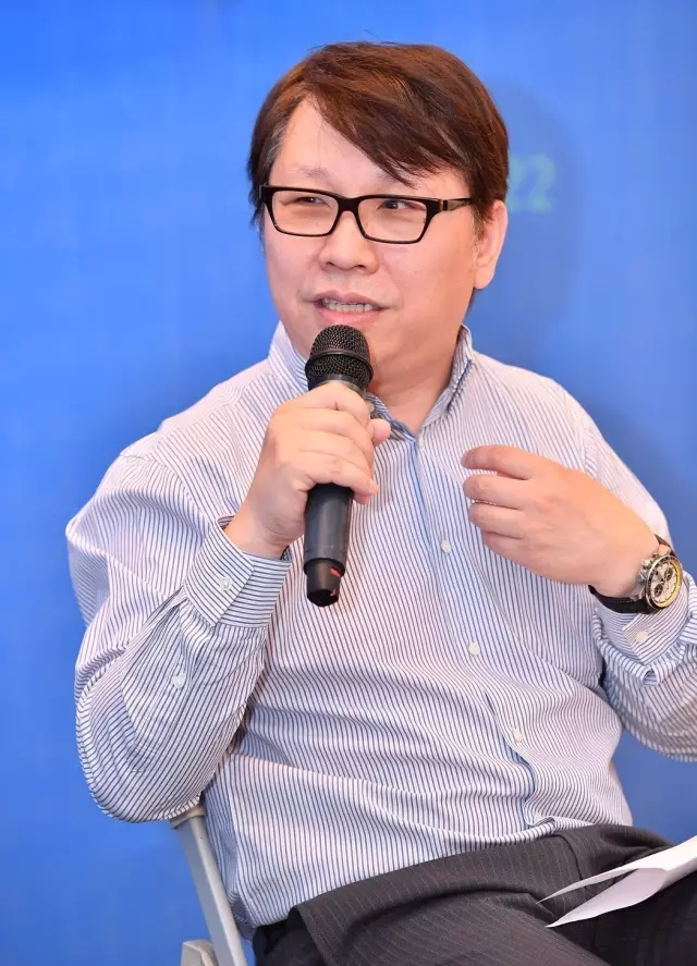 中国修建学会修建师分会理事、、、8181801威尼斯集团董事、、、总修建师黄向明