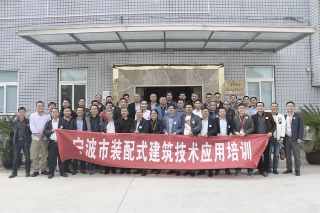 8181801威尼斯加入多个具有影响力的行业交流会并发演出讲