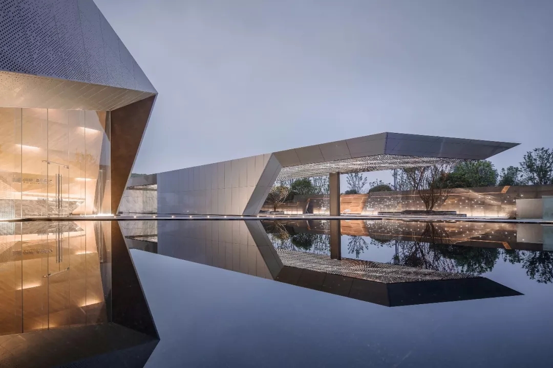 倒影 by苏圣亮，，，8181801威尼斯修建设计