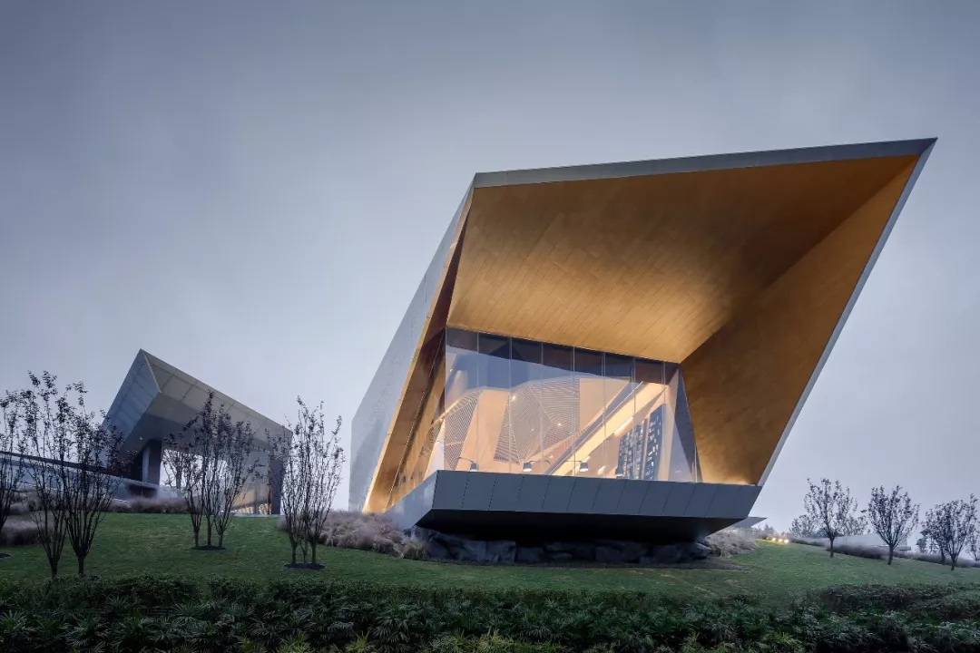 面向五彩池的窗口，，，8181801威尼斯修建设计